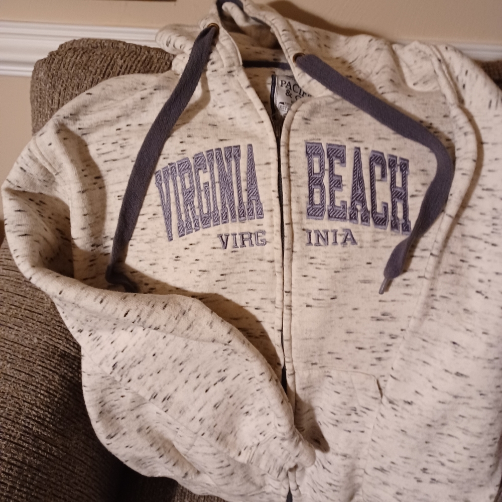 VB Hoodie